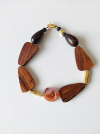 Gala collar