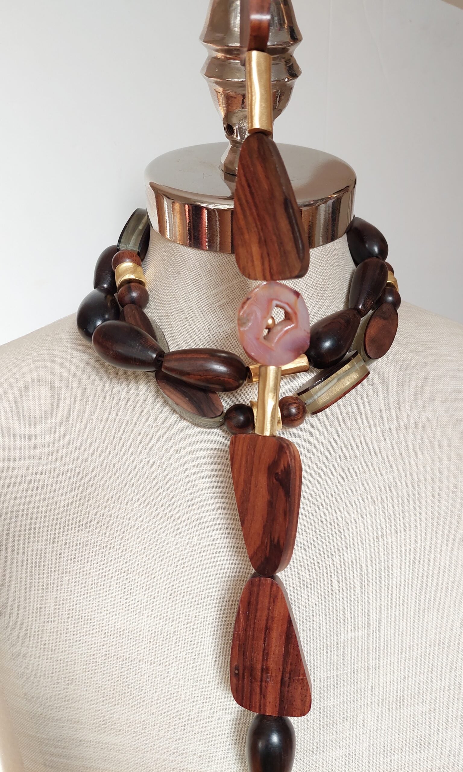 Gala collar