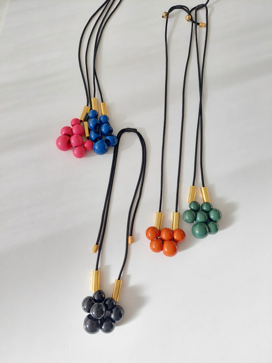 Elda Collar