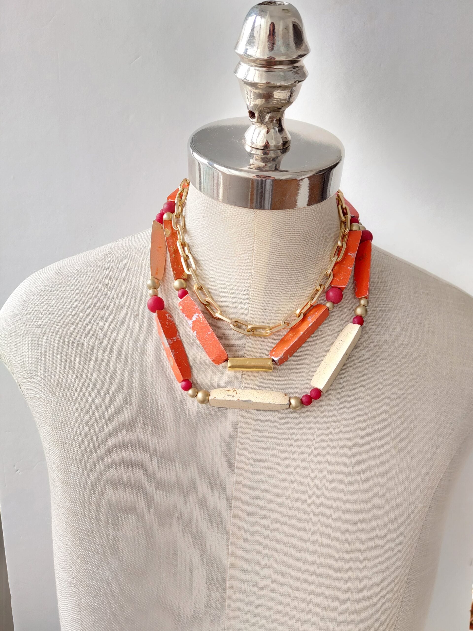 Beca Collar