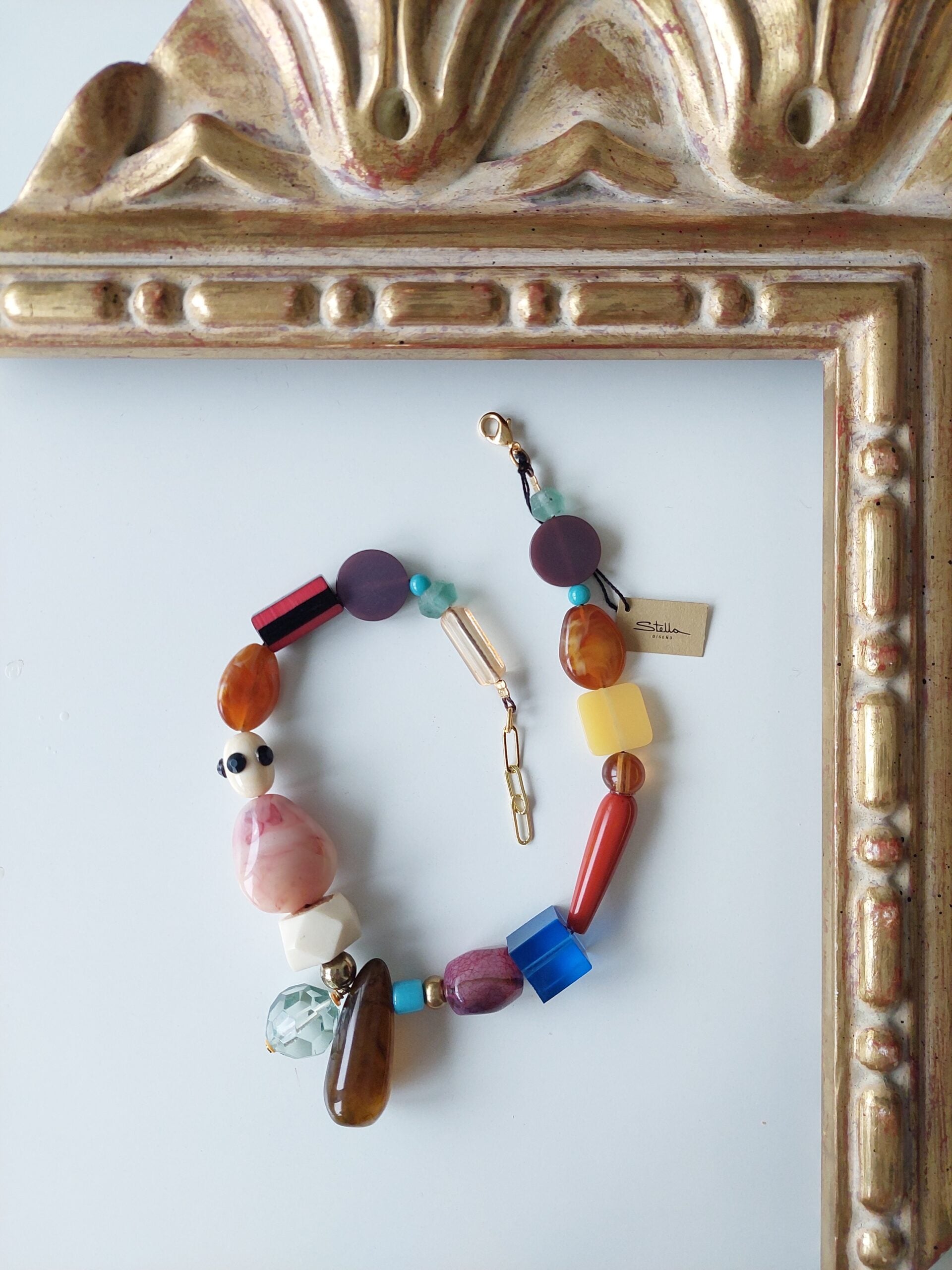 Greta Collar