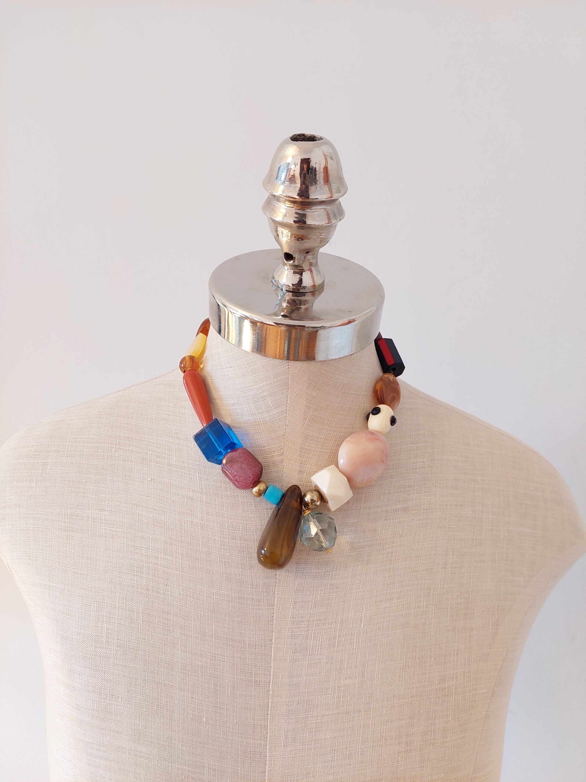 Greta Collar