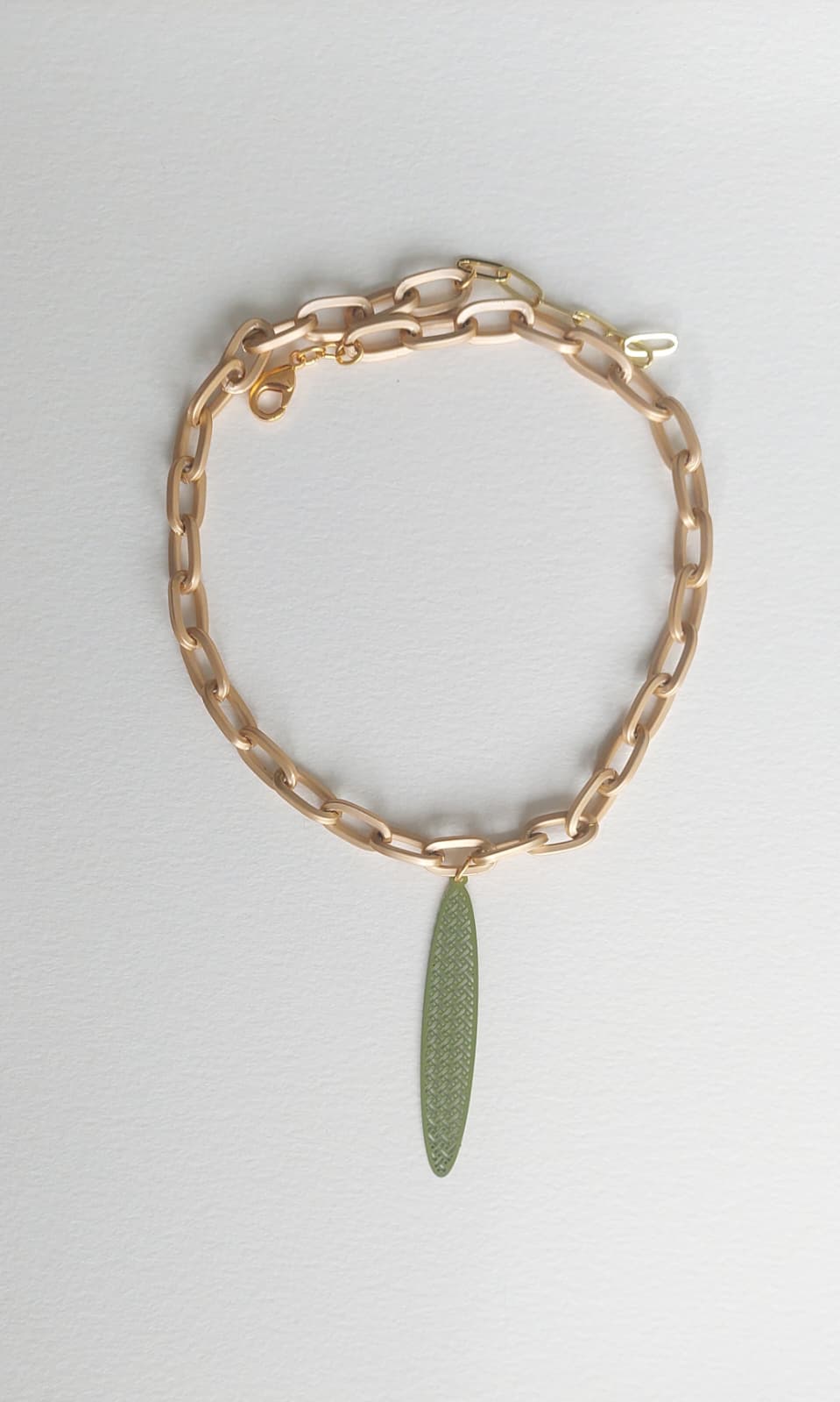 Collar Choker Bora